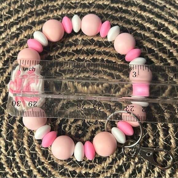 Mom Beaded Keychain Wristlet - Picture 2 of 2